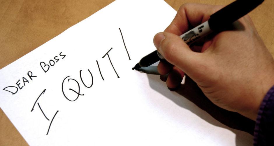 الانسحاب هو أحد الخيارات المطروحة